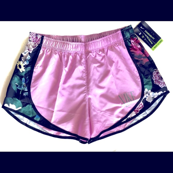 Nike Pants - Nike shorts